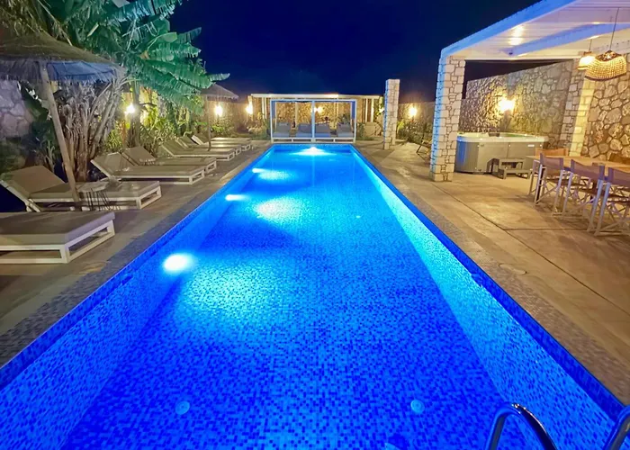 Aqua Euphoria Ex Natura Villa